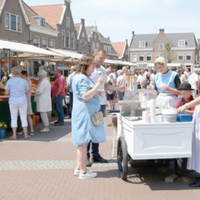 IJskar huren in Joure